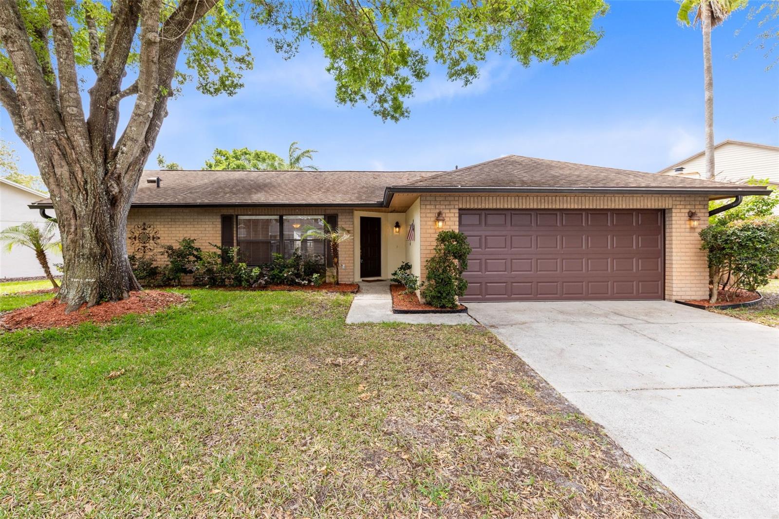 1049 DISHMAN LOOP