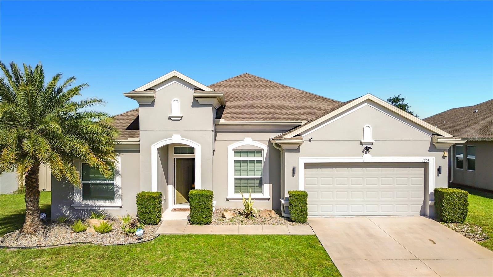 1807 WESTERHAM AVENUE