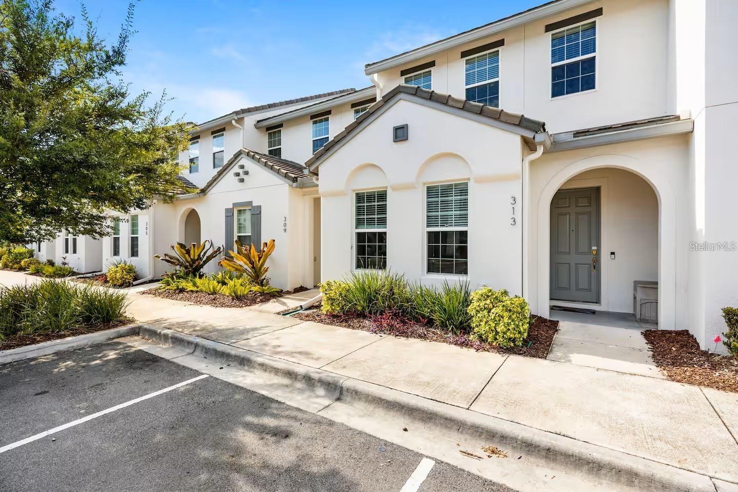 Listing photo for 313 Captiva Dr