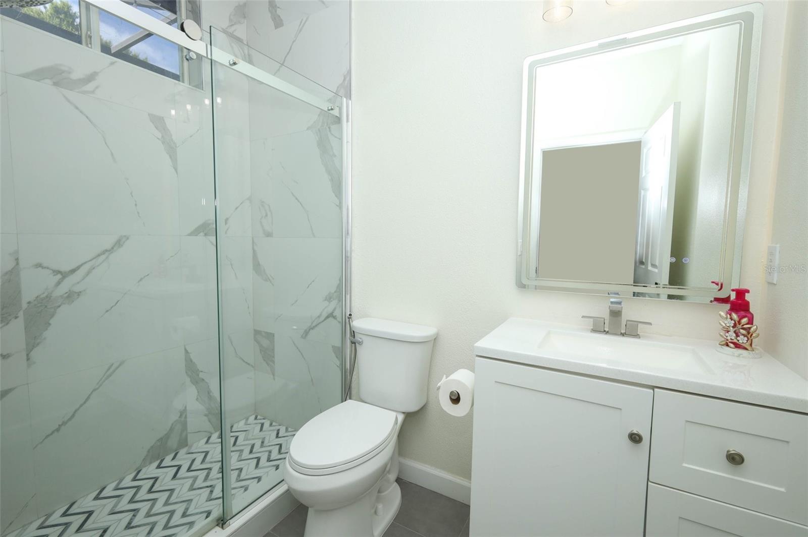 Photo 41