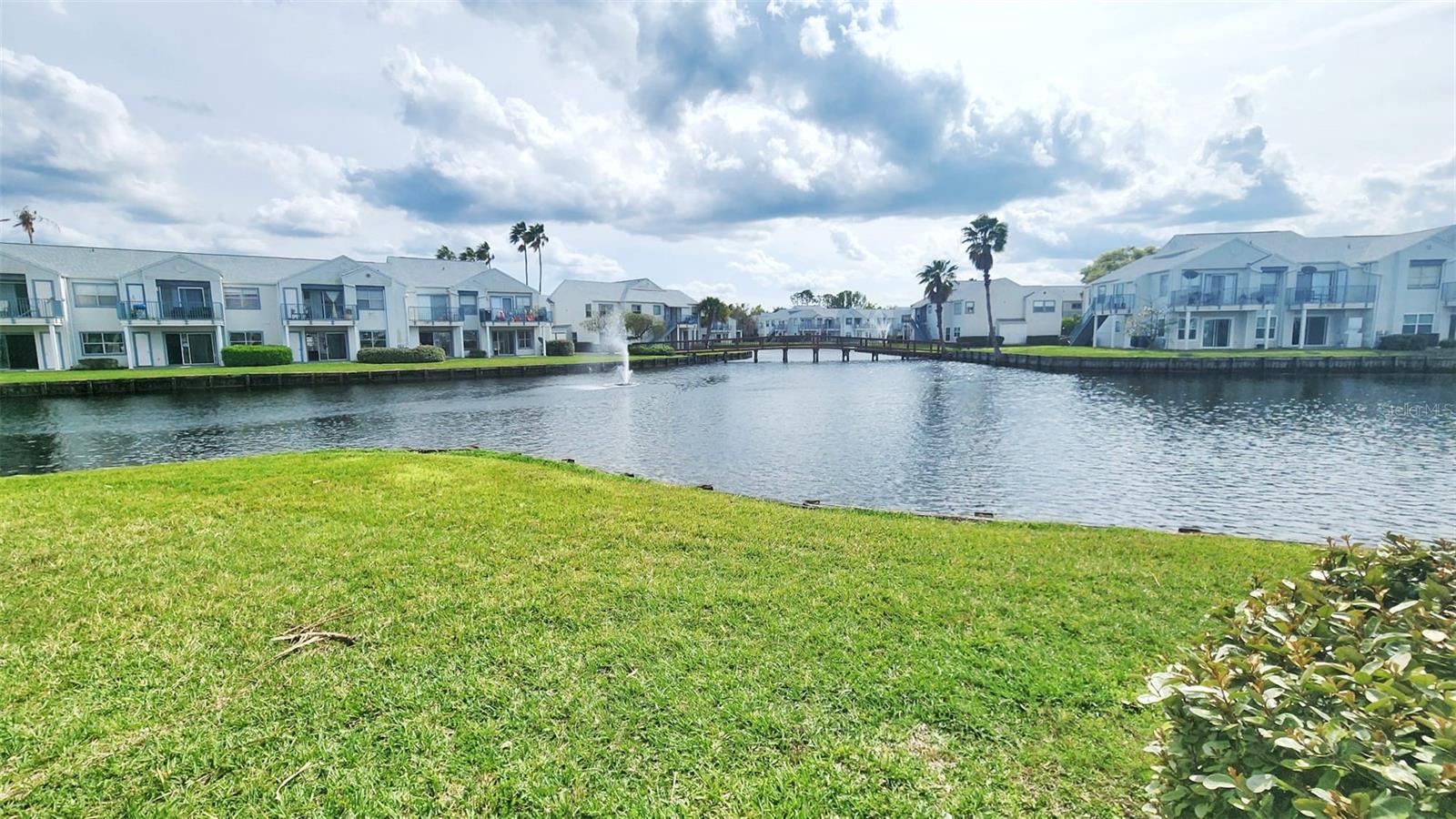 2528 WOODGATE BOULEVARD Unit 102