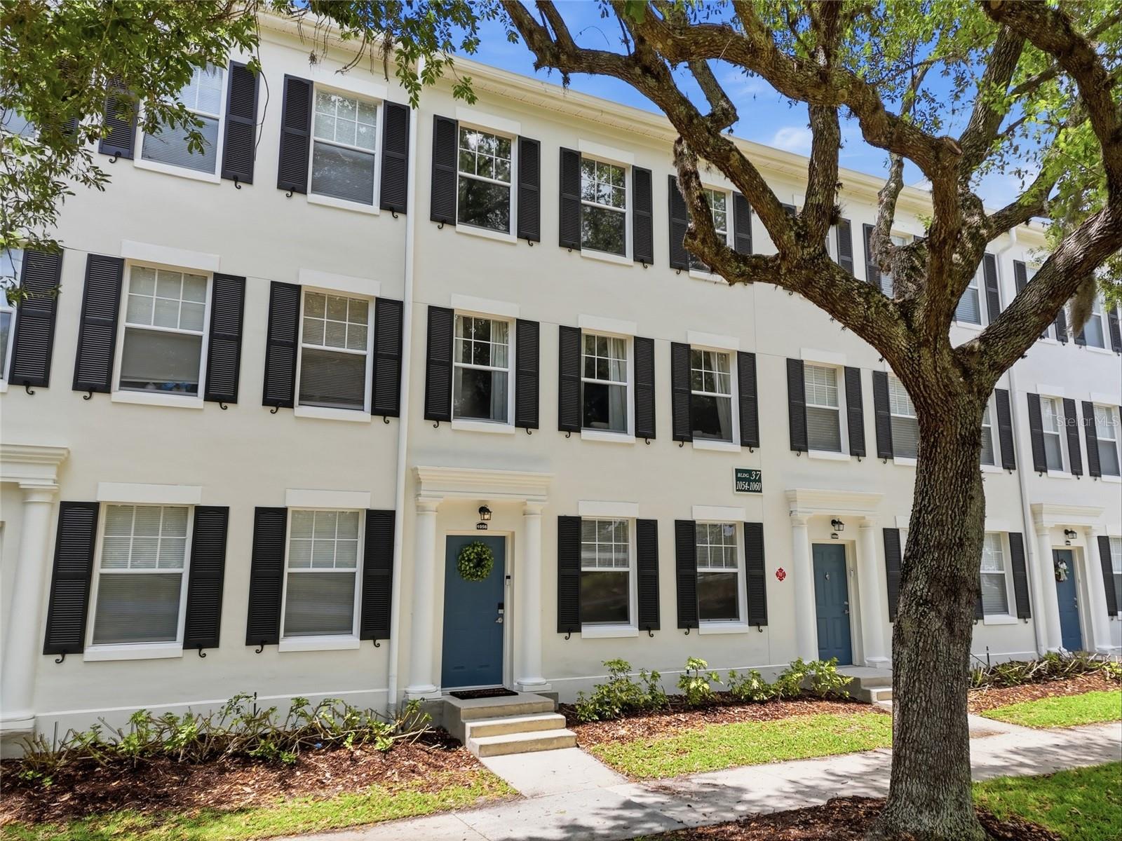 1056 WATERSIDE DRIVE Unit 1056