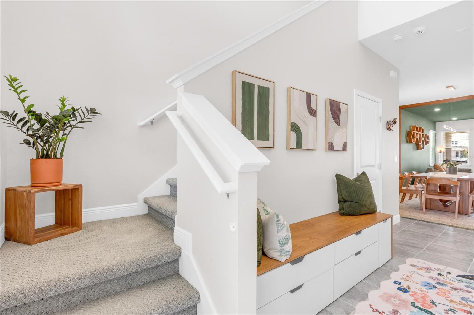 Listing photo 3 for 2019 Sunshine Peak Dr