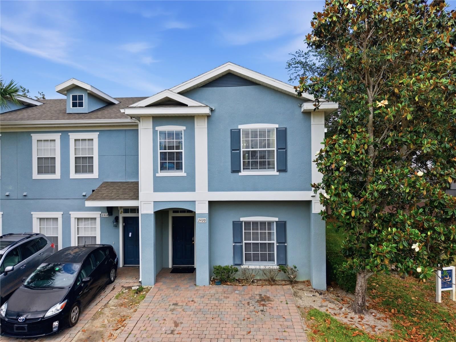 2420 CARAVELLE CIRCLE