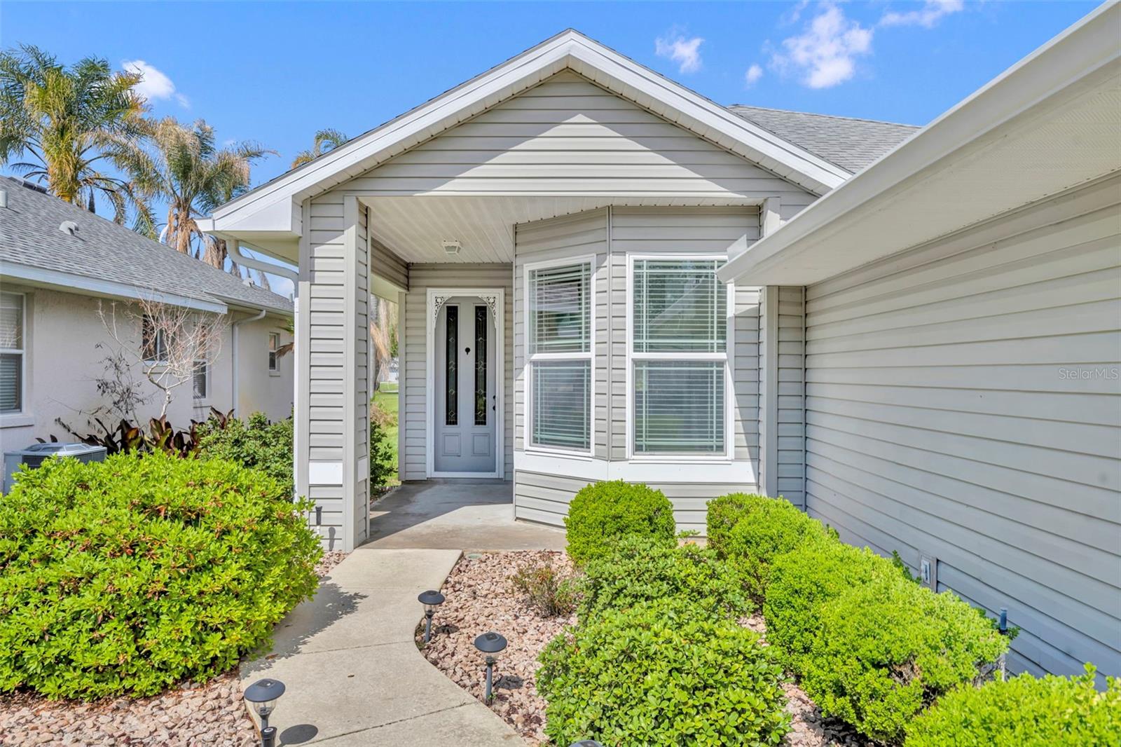 Listing photo 1 for 21630 Regency Park Ln