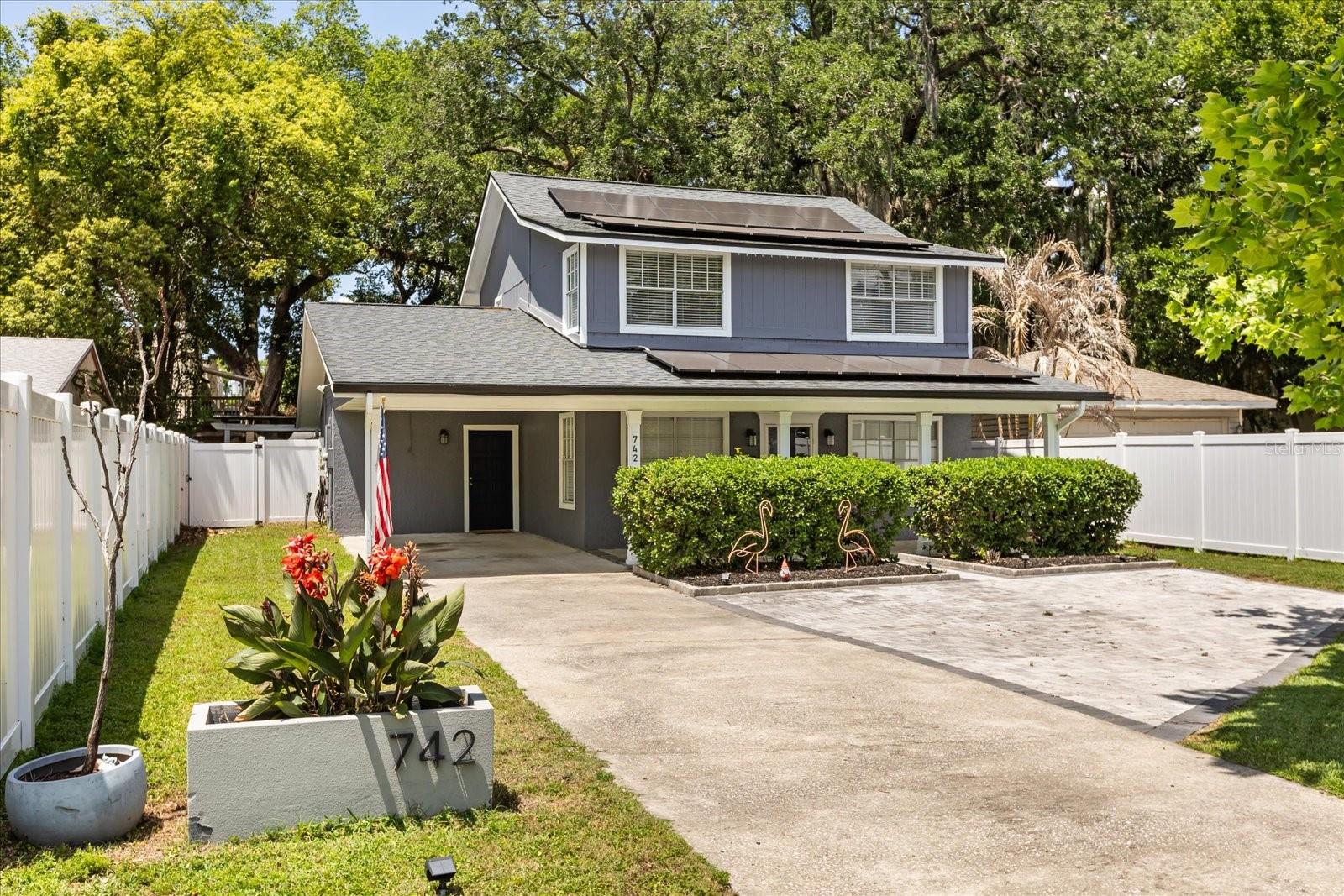 742 N WESTMORELAND DRIVE