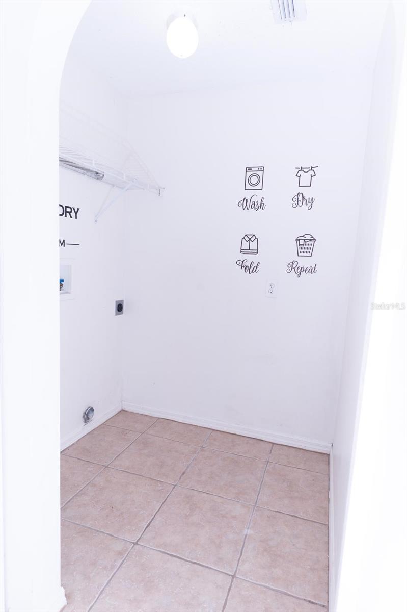 Photo 34