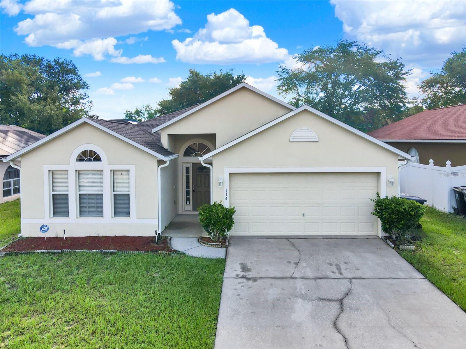 Listing photo for 114 Vervain Ave
