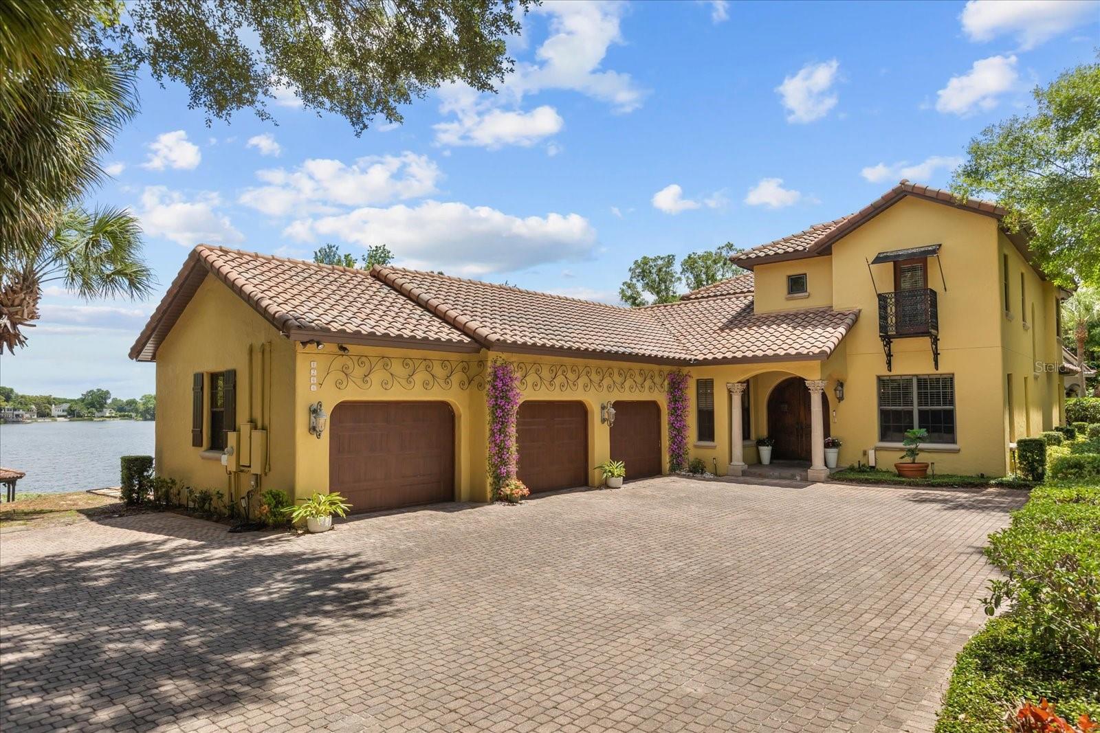 1244 E LAKE COLONY DRIVE