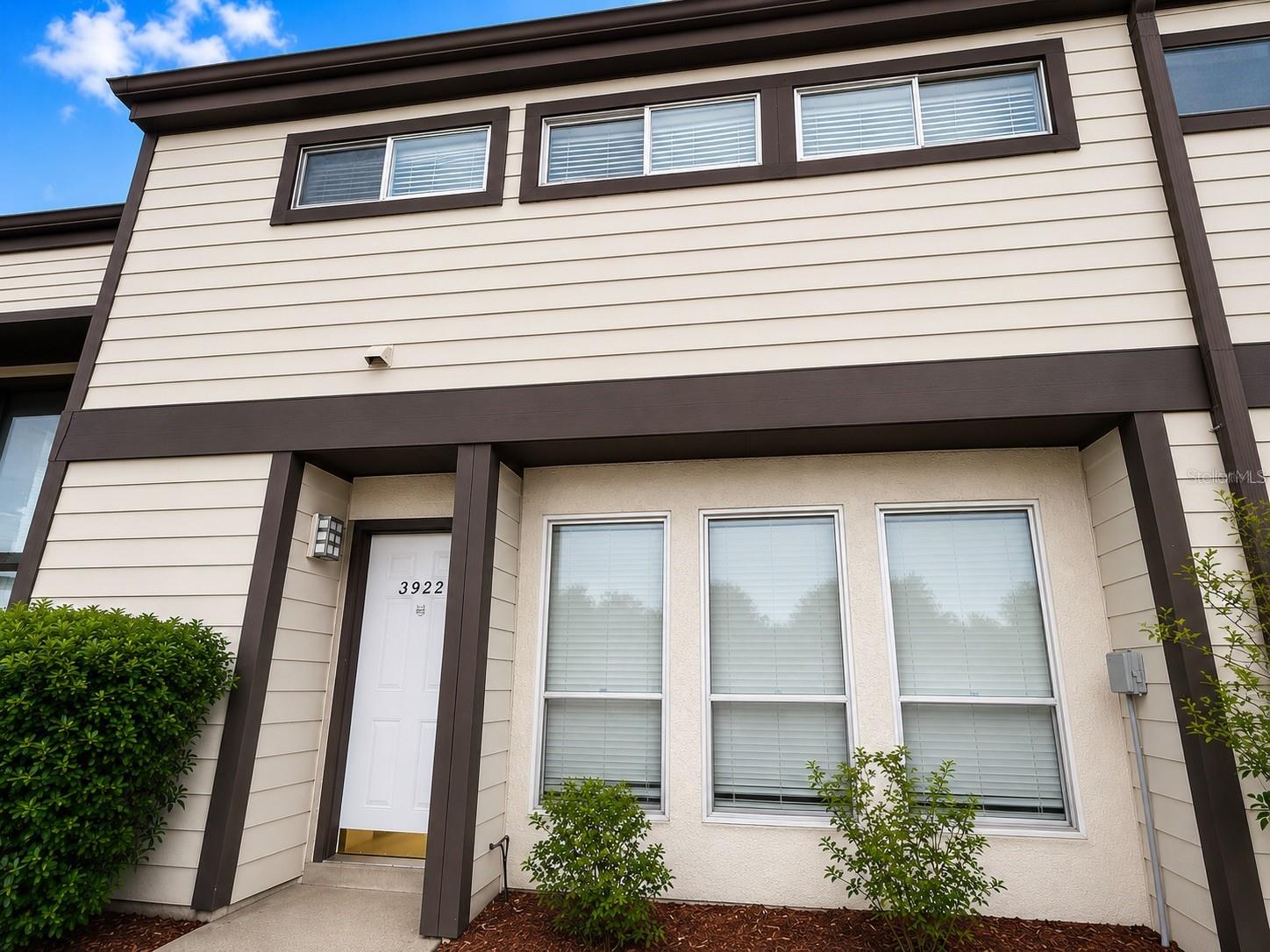 Listing photo 1 for 3922 Crayrich Cir #c-4