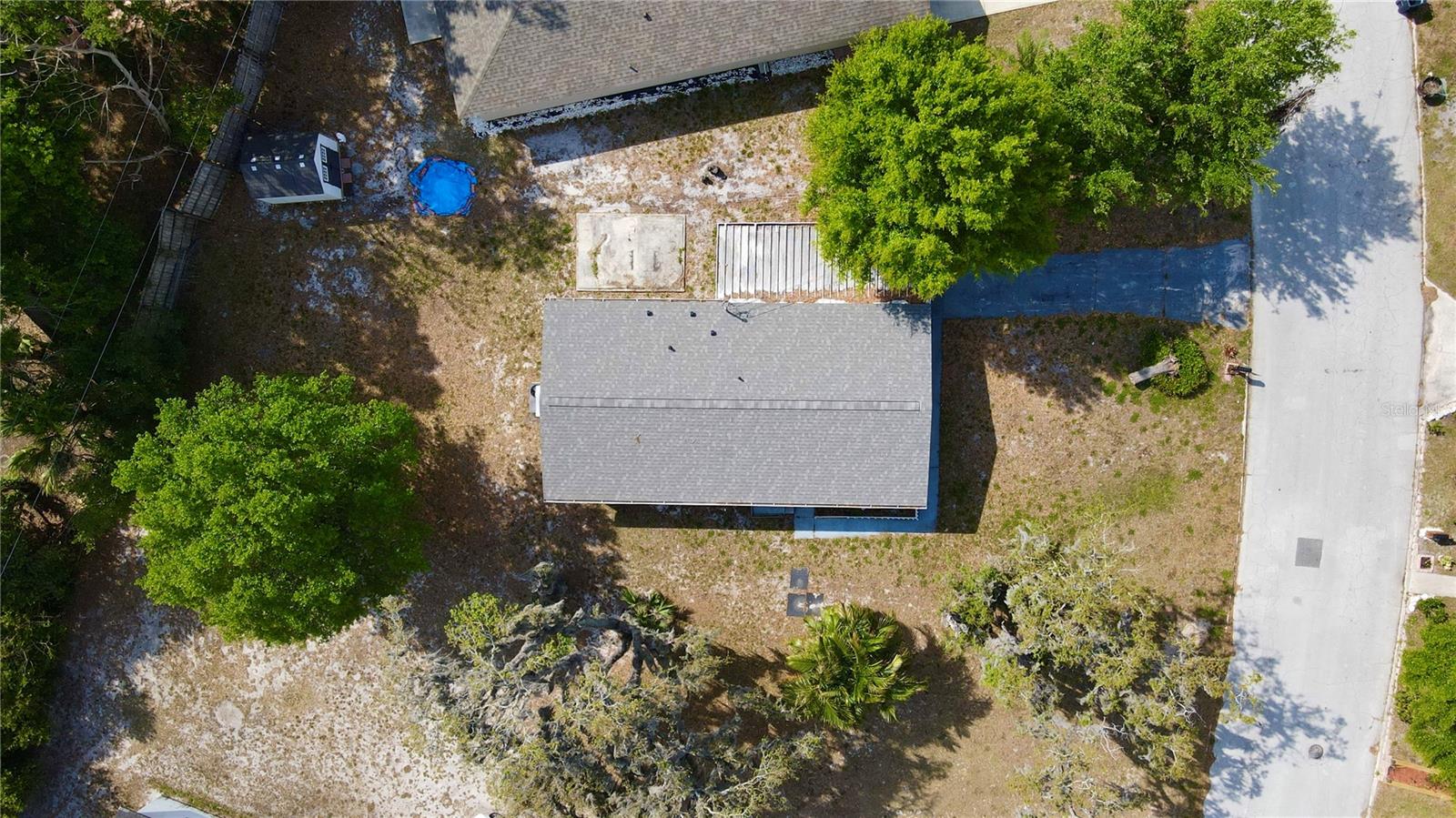 Listing photo 2 for 111 Ne Palencia Rd