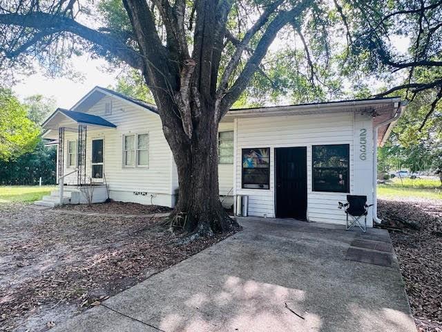 2536 MAGNOLIA AVENUE