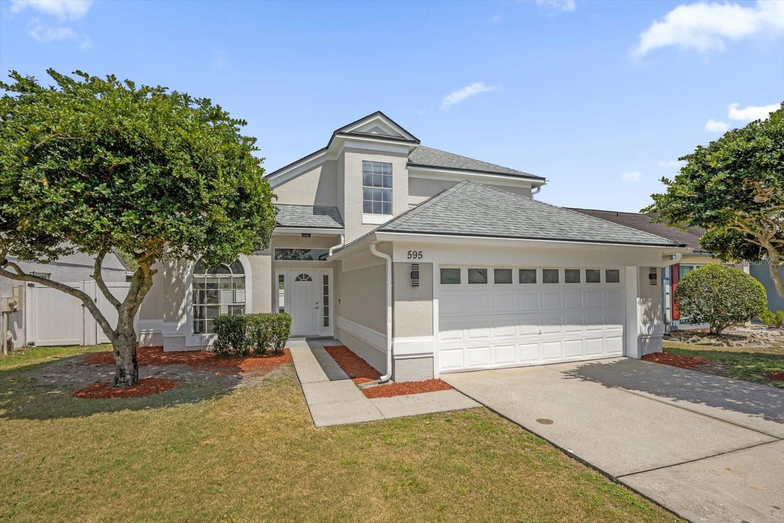 595 QUEENSBRIDGE DRIVE
