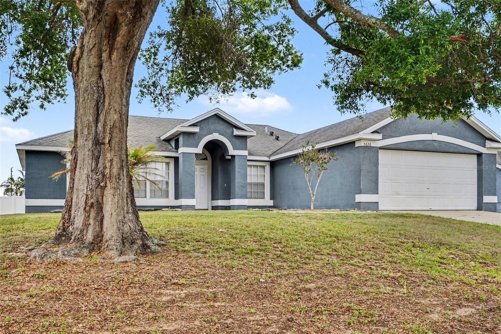 Listing photo 2 for 5626 S Loma Vista Ct