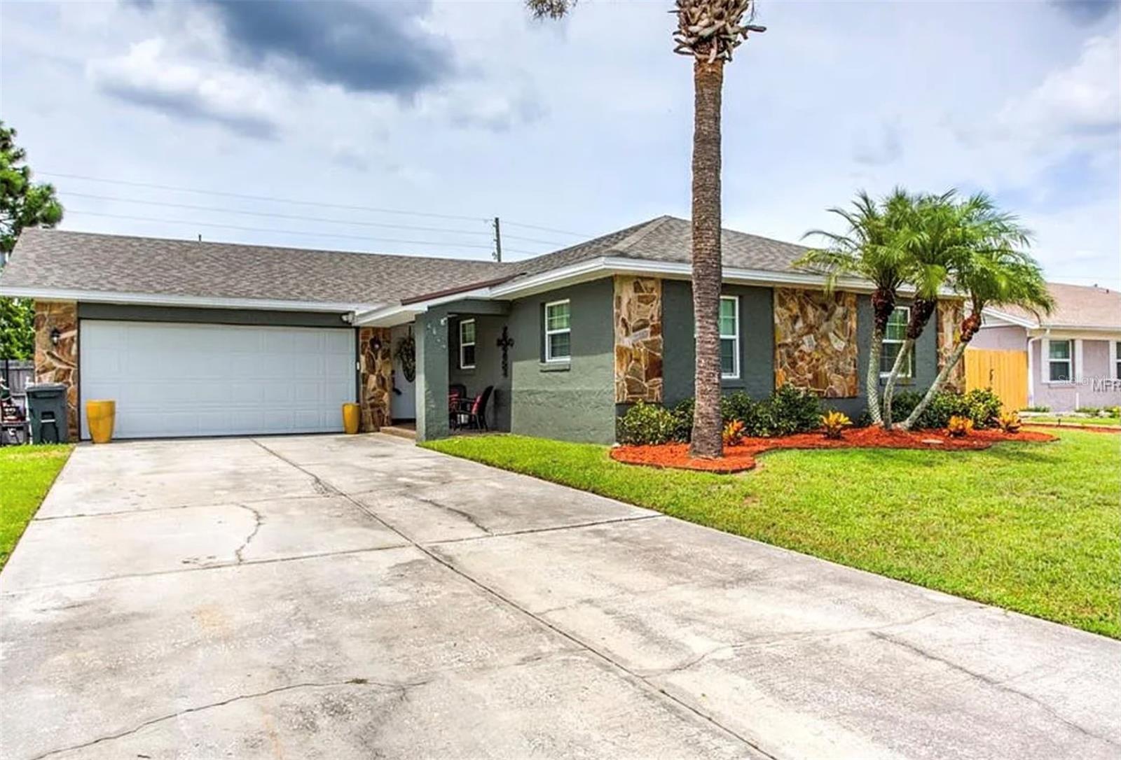 3055 SUWANNEE COURT