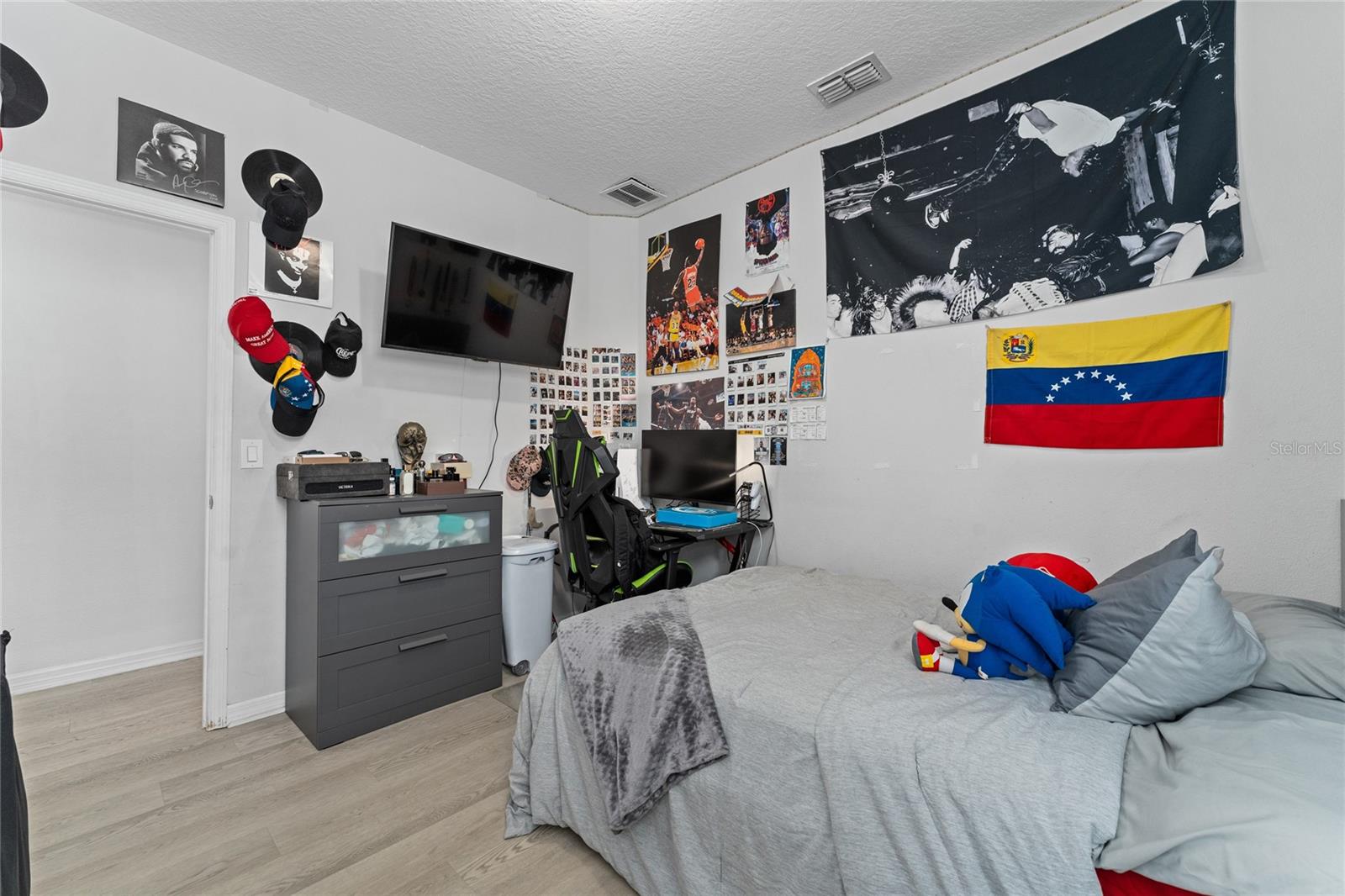 Photo 20