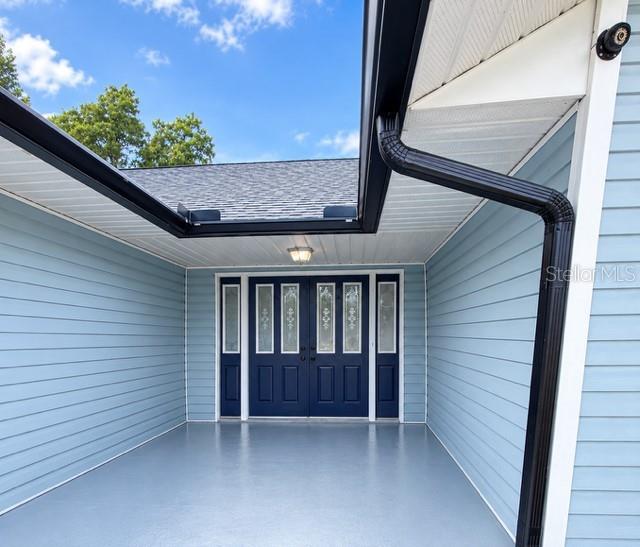 Listing photo 2 for 40145 W 7th Ave
