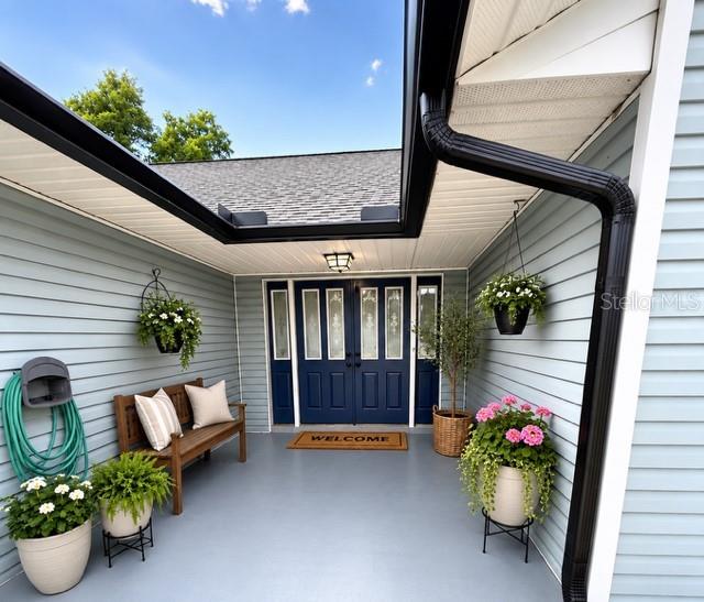 Listing photo 3 for 40145 W 7th Ave
