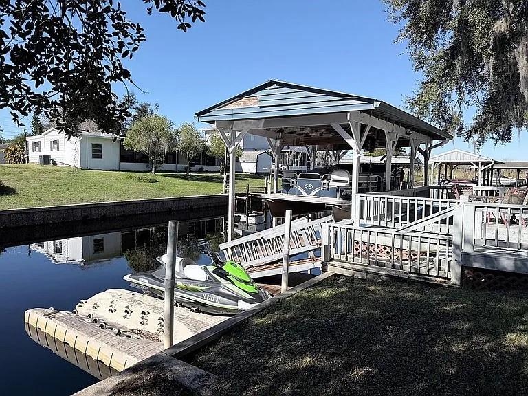 2086 STARBOARD DRIVE