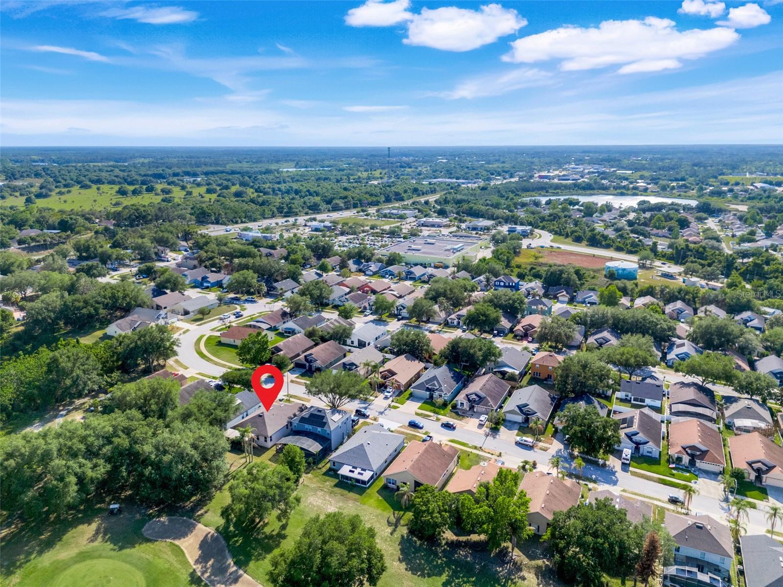 Listing photo 2 for 1141 Greenley Ave