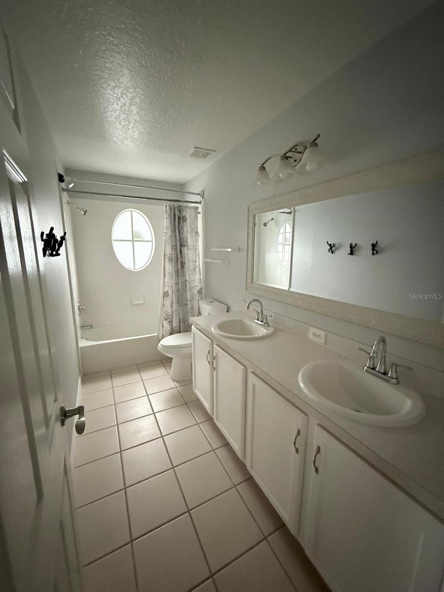 Photo 38