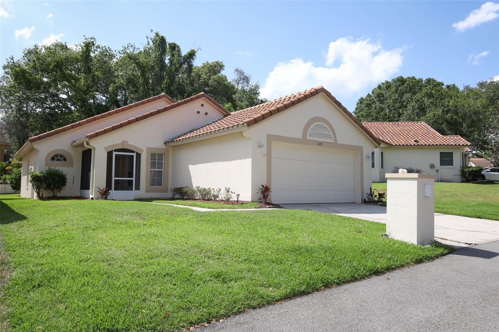 1029 E PEBBLE BEACH CIRCLE