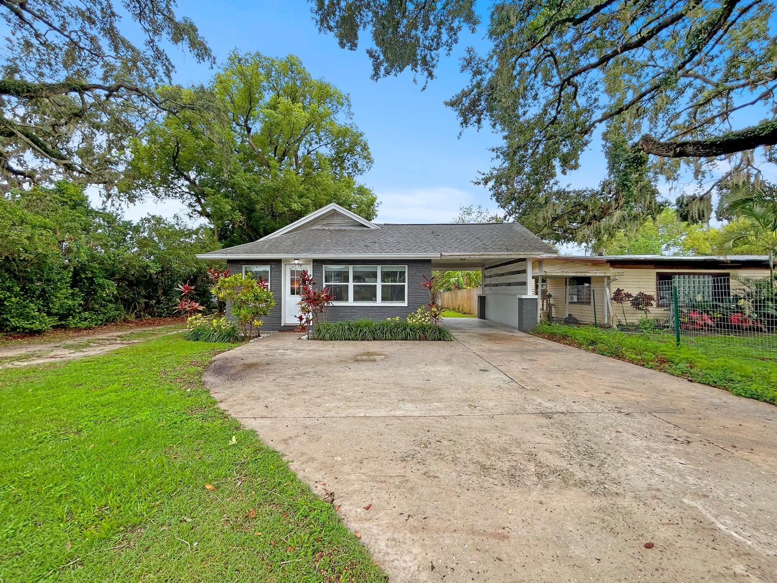 Listing photo 1 for 1718 Lavon St