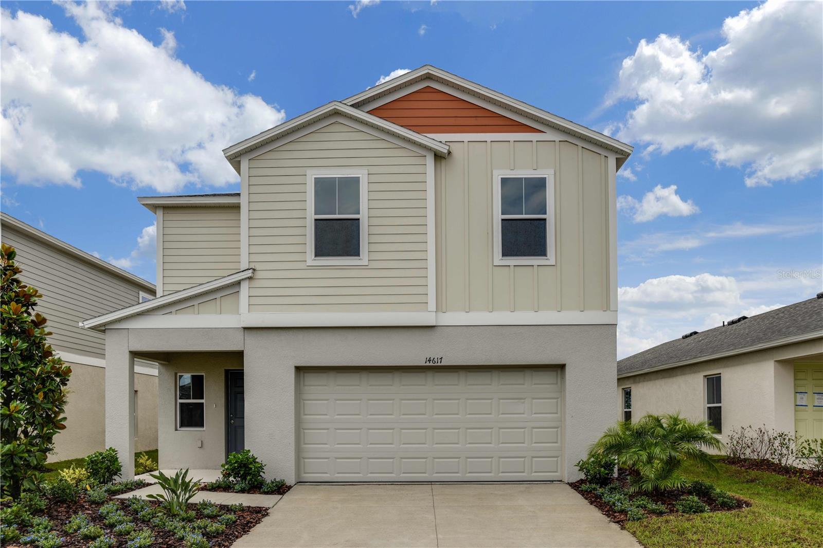 Listing photo 1 for 1719 Vanilla St