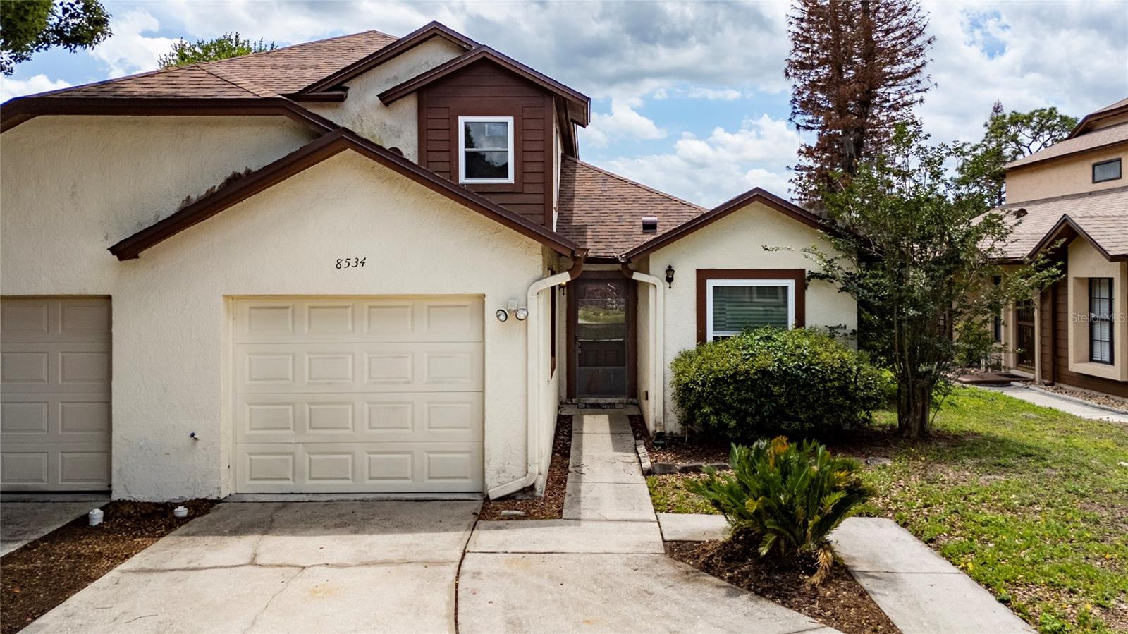 8534 SPARROWHAWK COURT