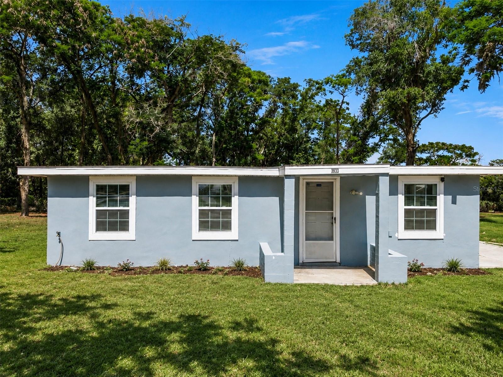 Listing photo 2 for 3932 White Heron Dr