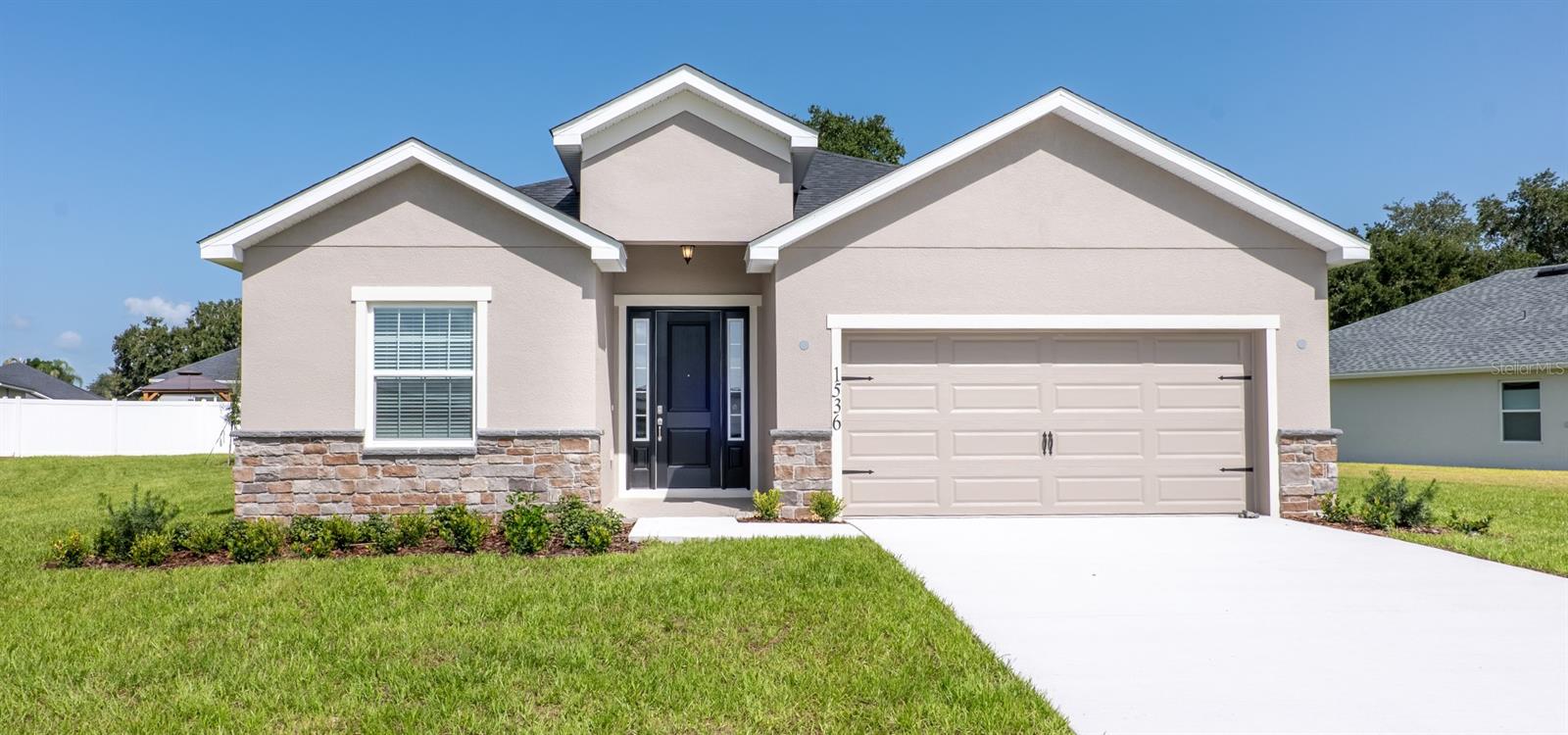 Listing photo 1 for 1536 Otter Woods Ln
