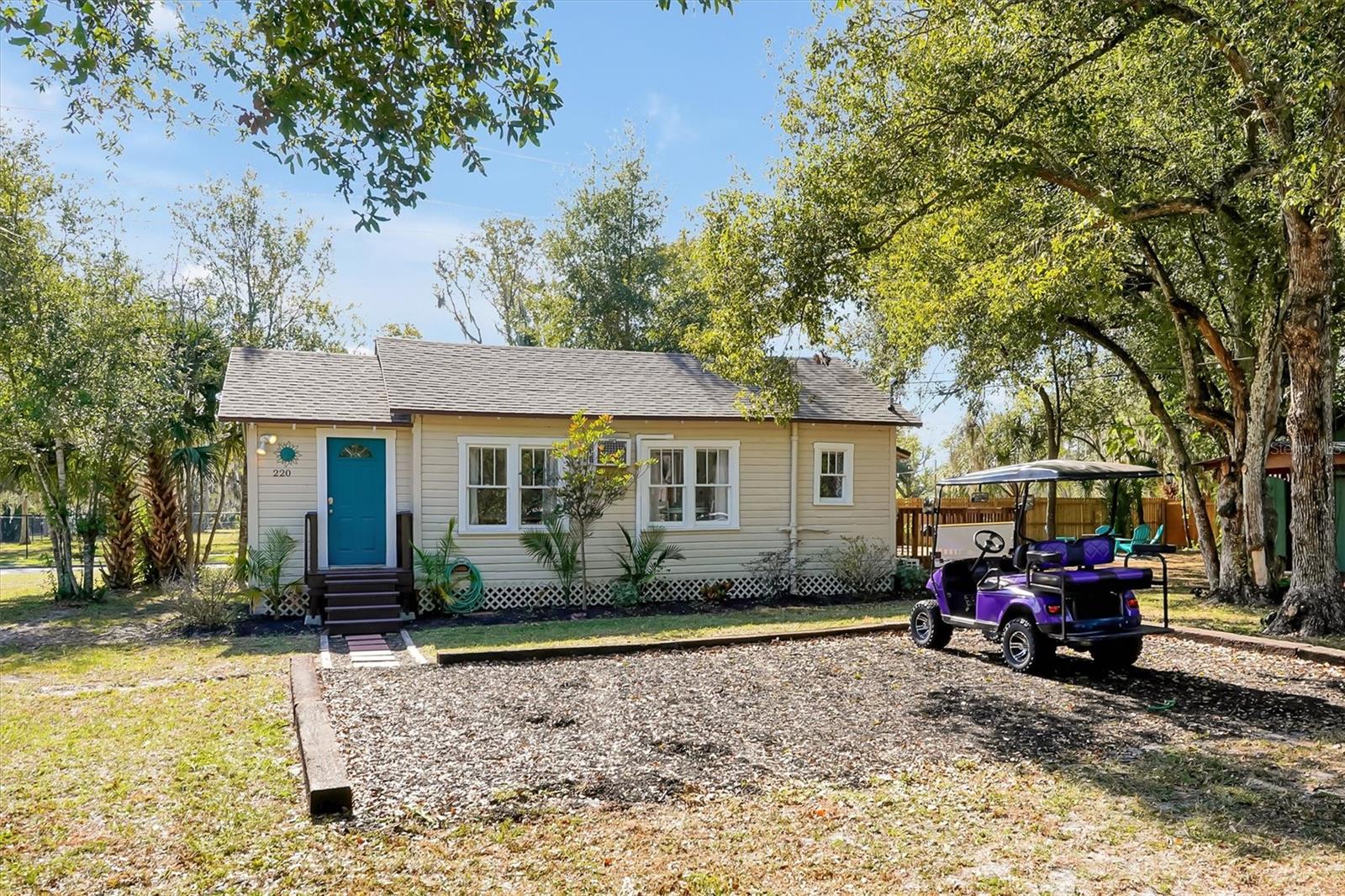 220 AVOCADO AVENUE