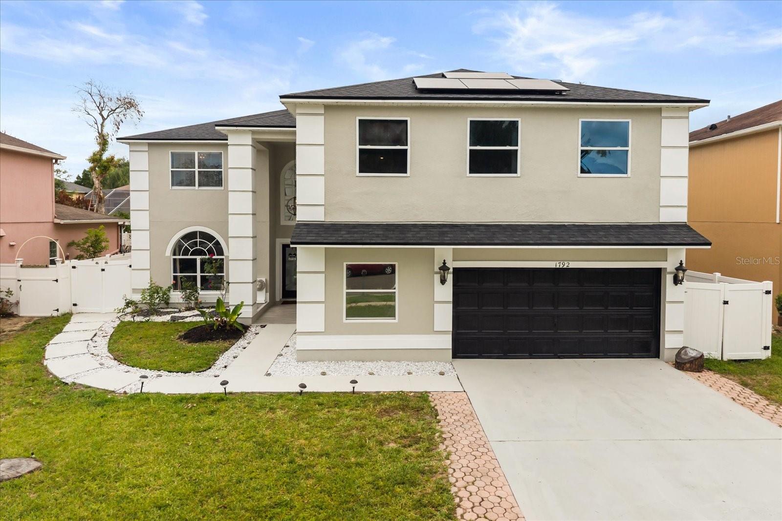 1792 GLENHAVEN CIRCLE