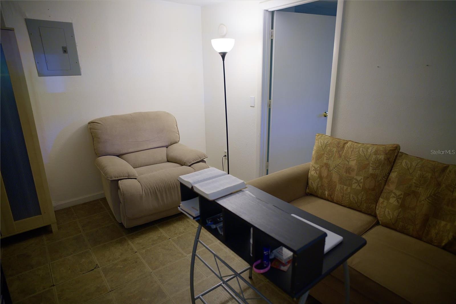 Photo 17