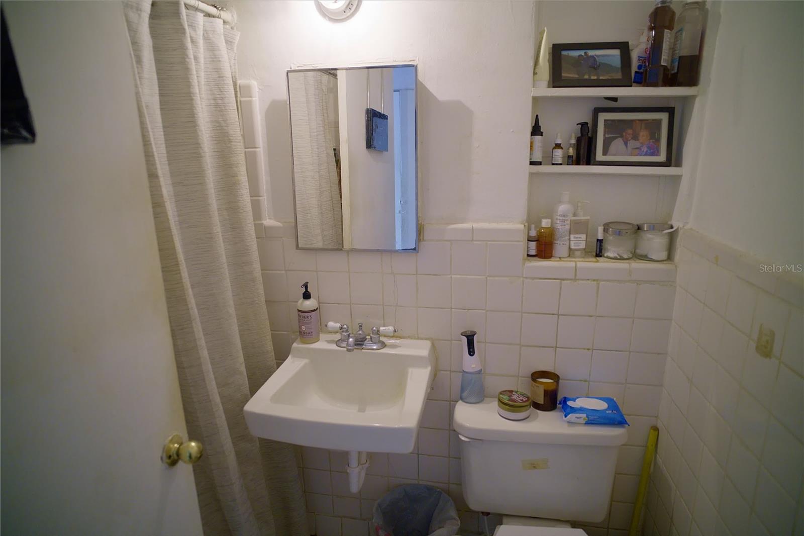 Photo 48