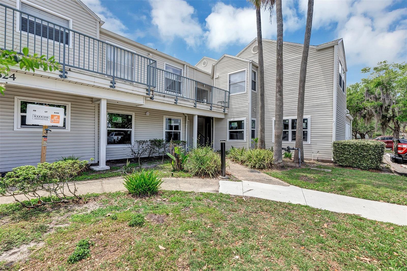 2524 WOODGATE BOULEVARD Unit 106