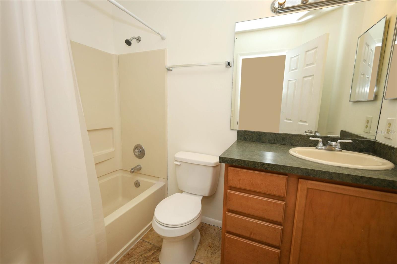 Photo 25