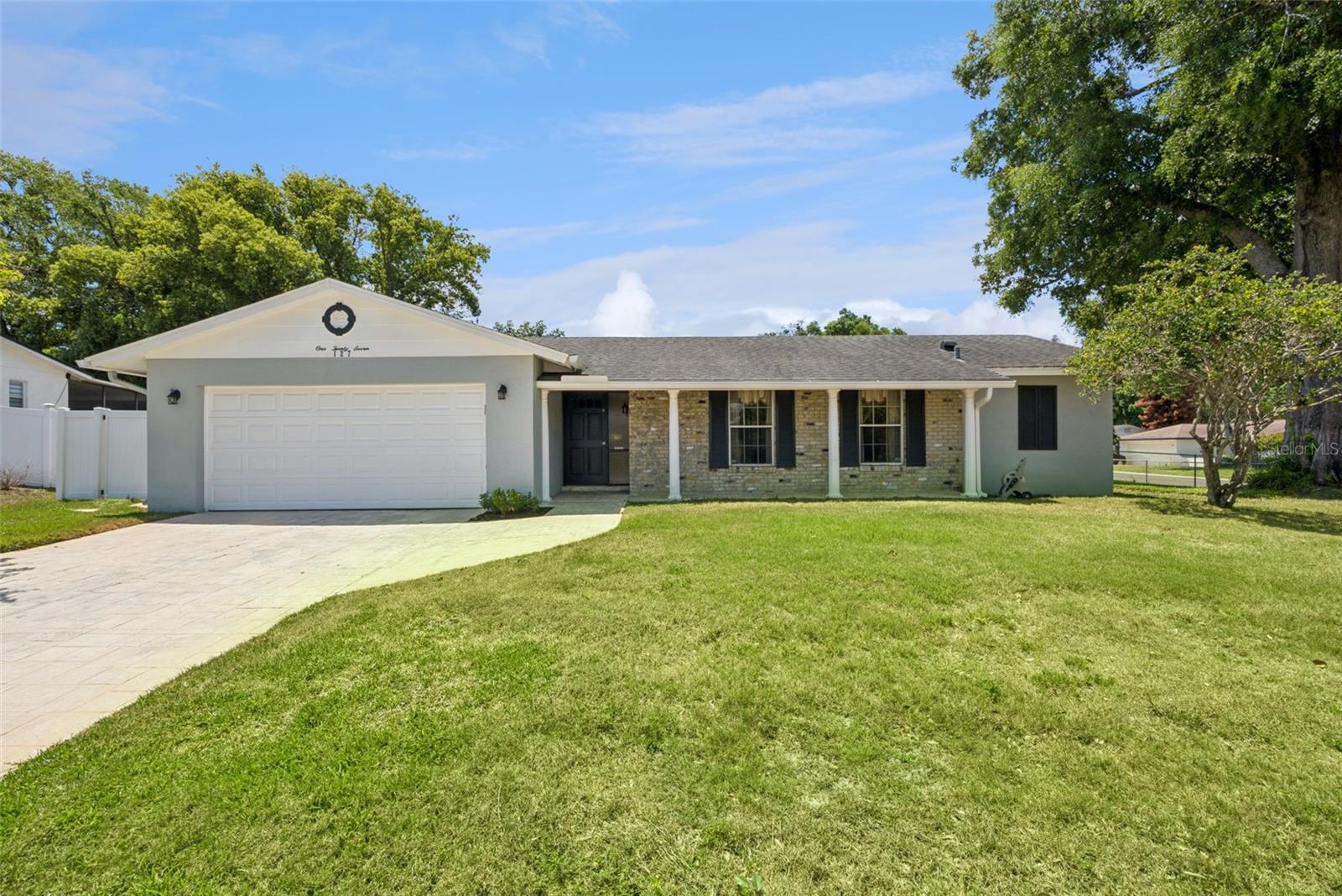 127 CLOVER LANE