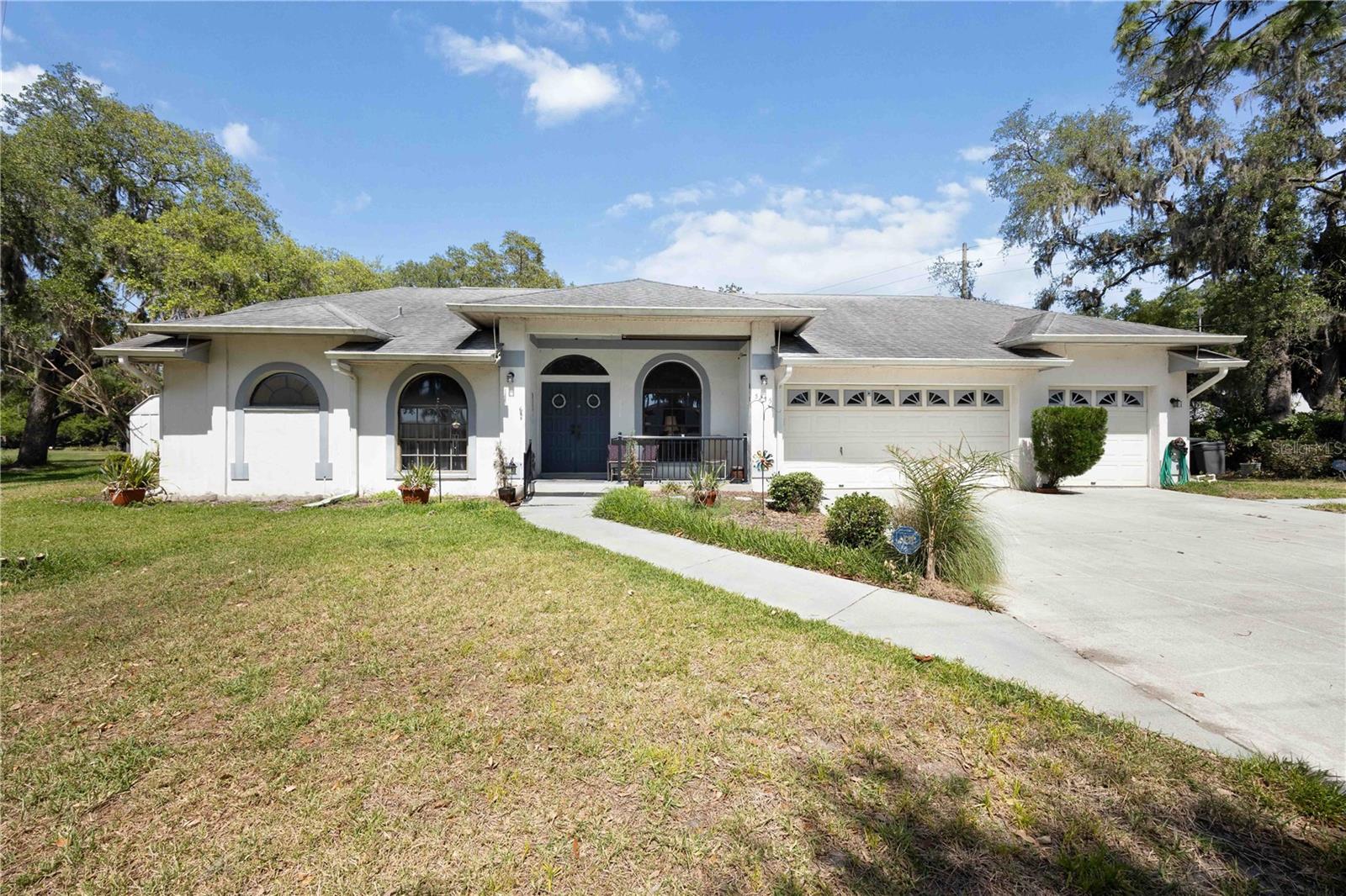 Listing photo 1 for 5235 Post Ln