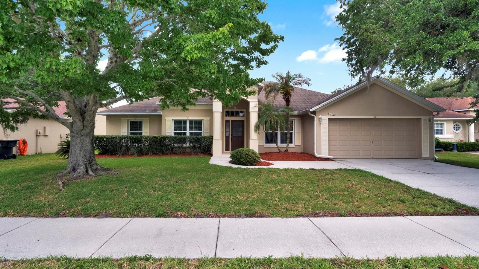3241 SAWGRASS CREEK CIRCLE