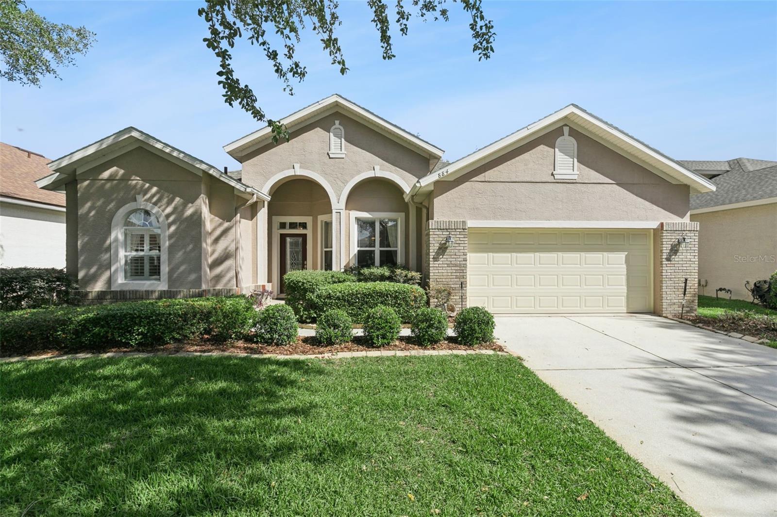 884 KERSFIELD CIRCLE