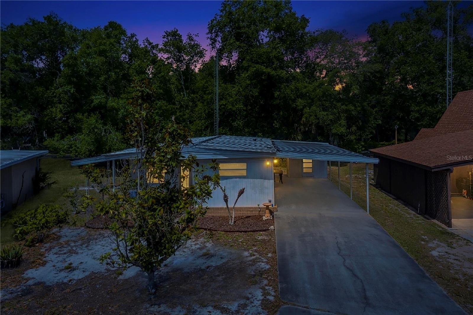Listing photo for 31 Woodland Cir