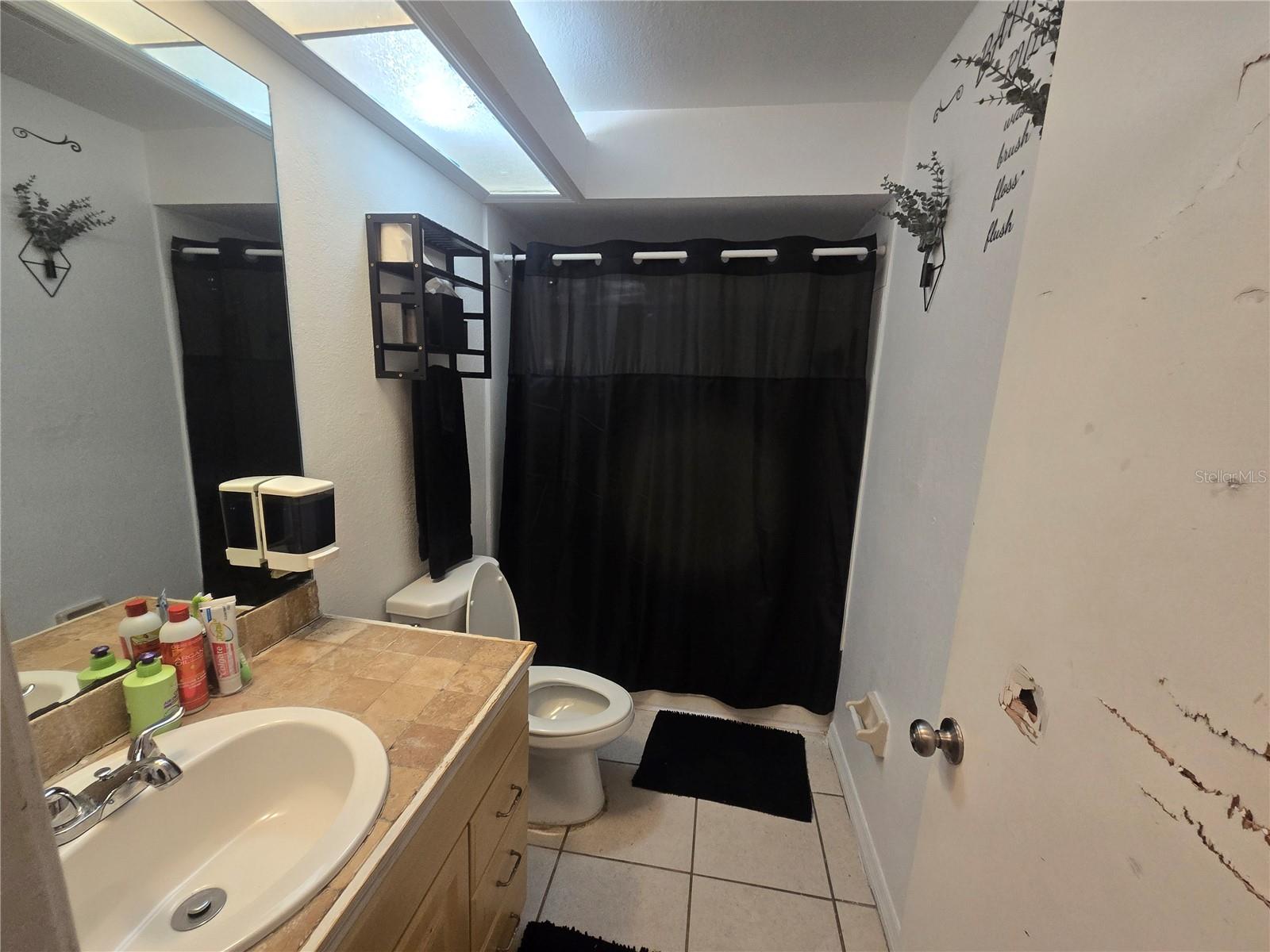 Photo 12