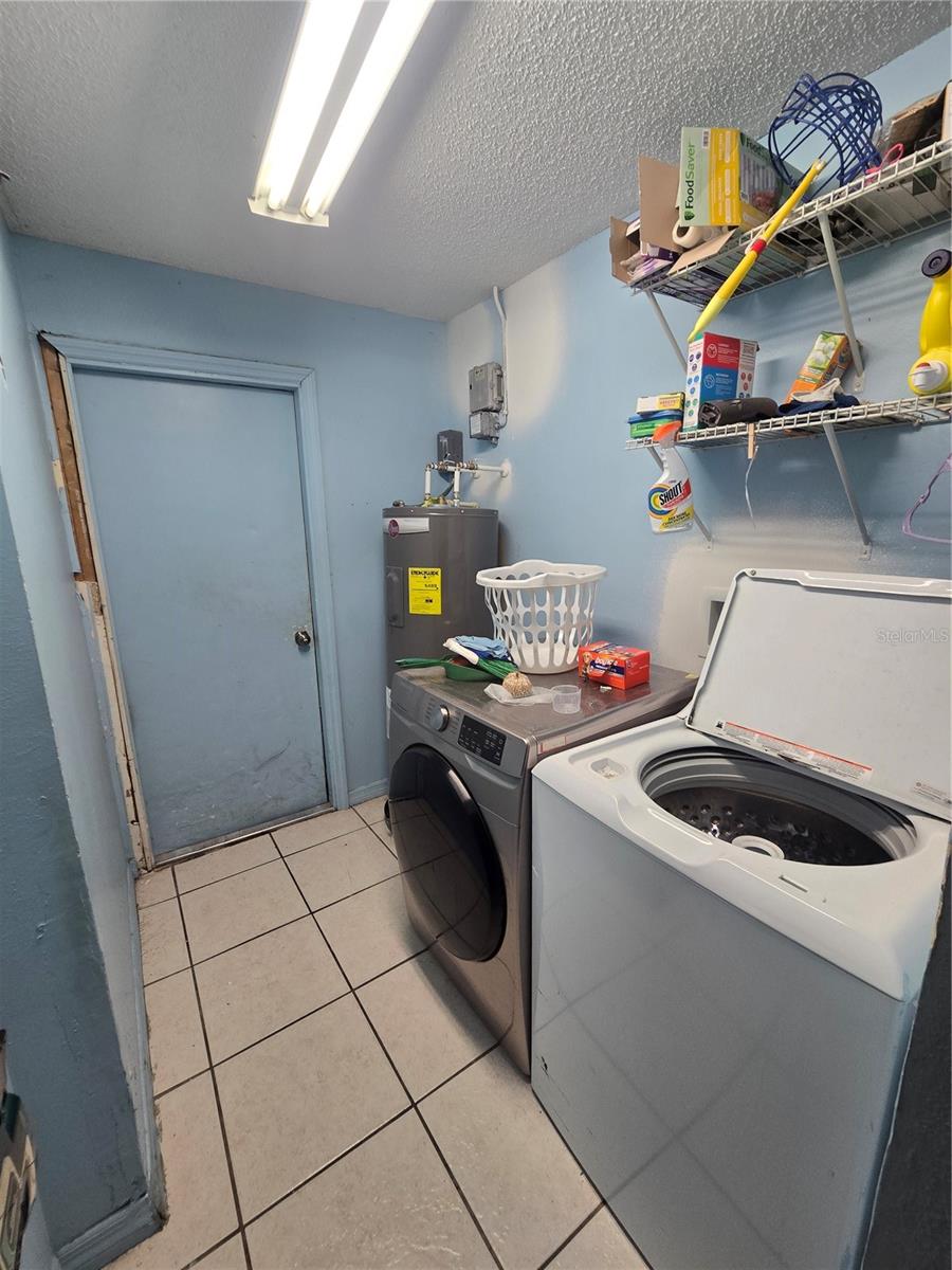 Photo 30