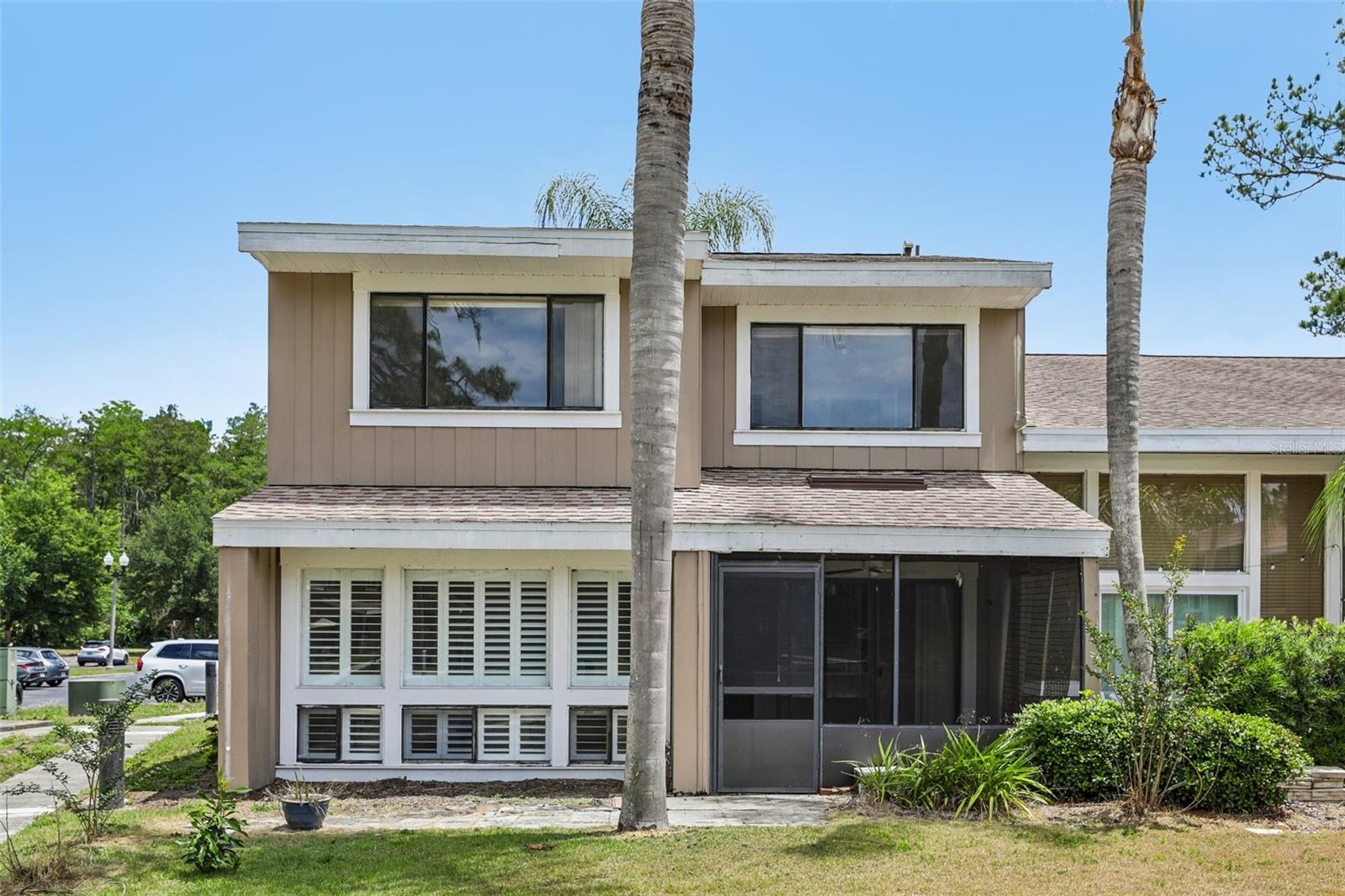 5950 PEREGRINE AVENUE Unit 22F