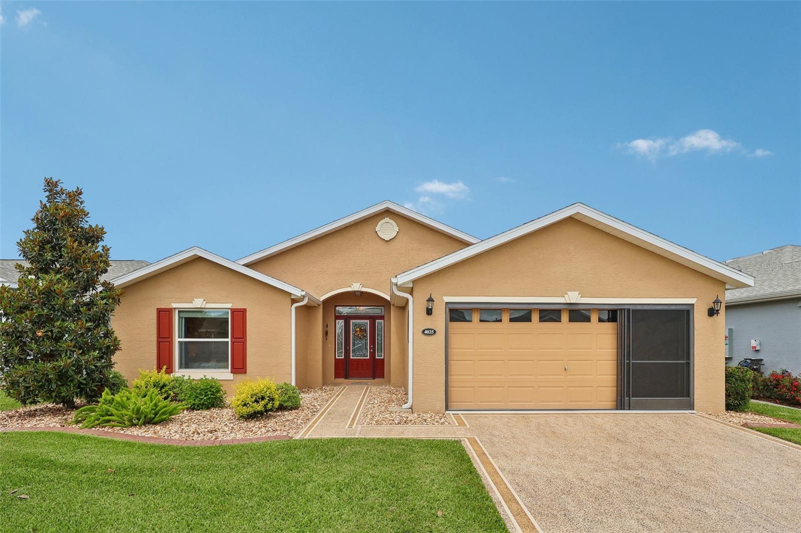 Listing photo 1 for 4025 Arlington Ridge Blvd