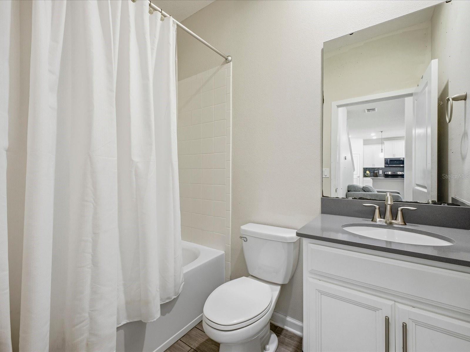 Photo 20