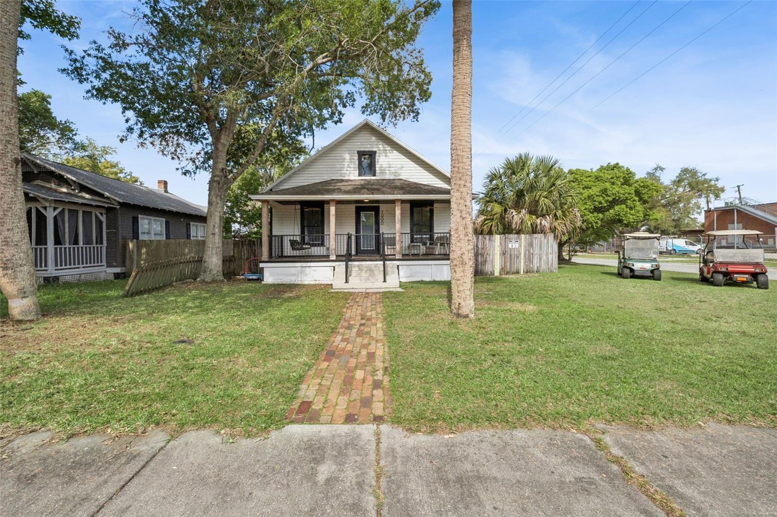 Photo 18