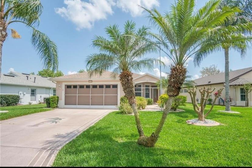 Listing photo 1 for 27326 Orchid Glade St