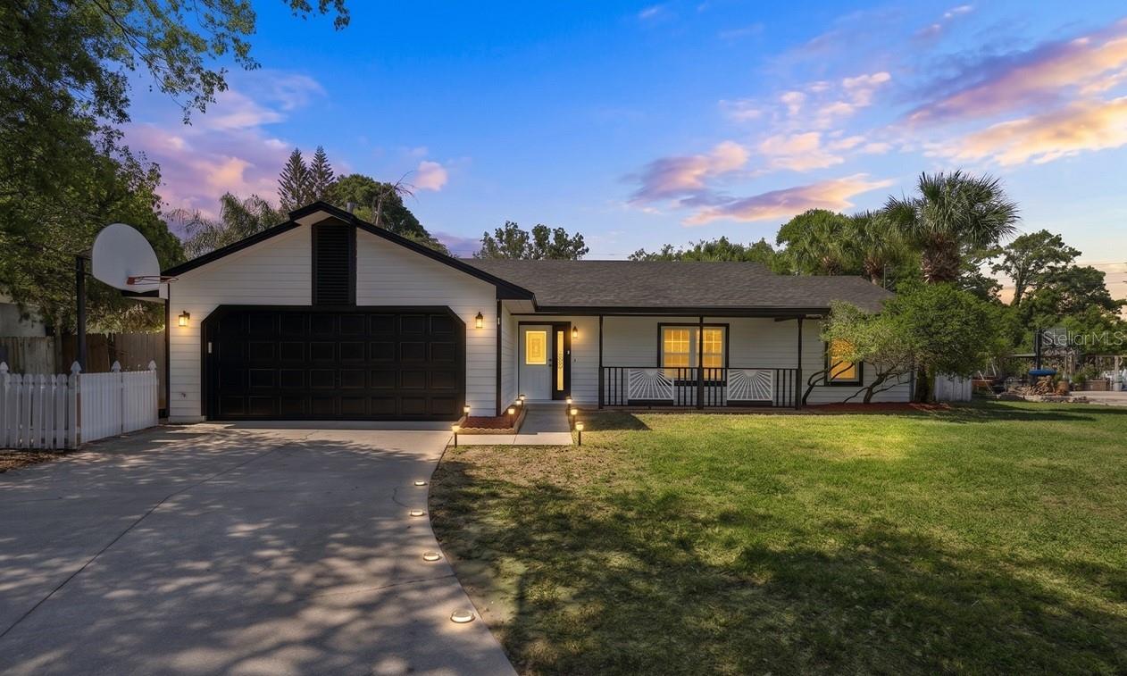 8122 CITRUS HILL COURT